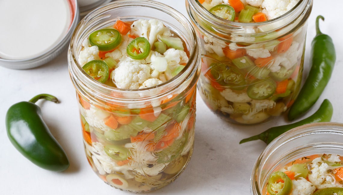 Chicago-style hot giardiniera