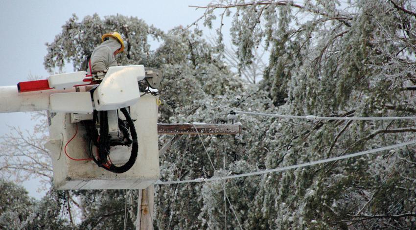 lineworker in bucket