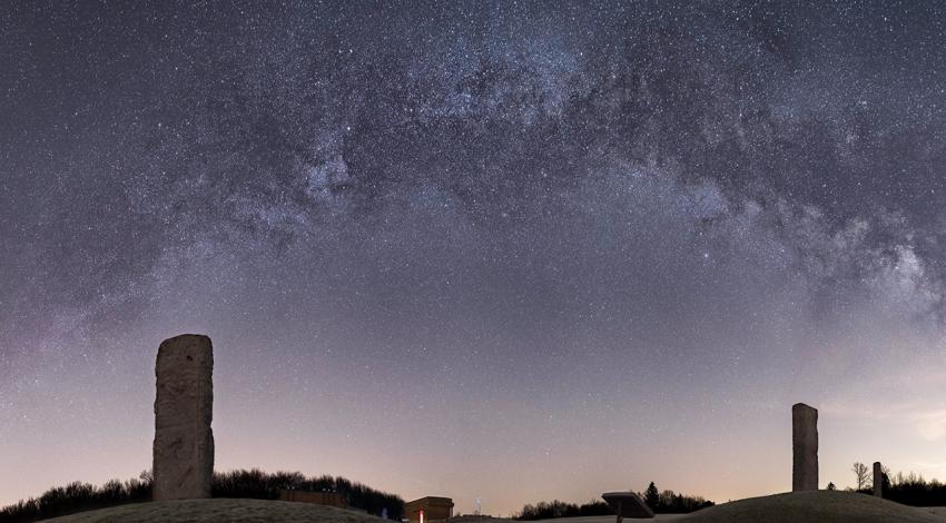 A starry sky above Observatory Park.