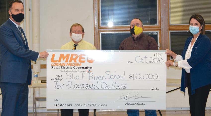 Lorain-Medina school donation
