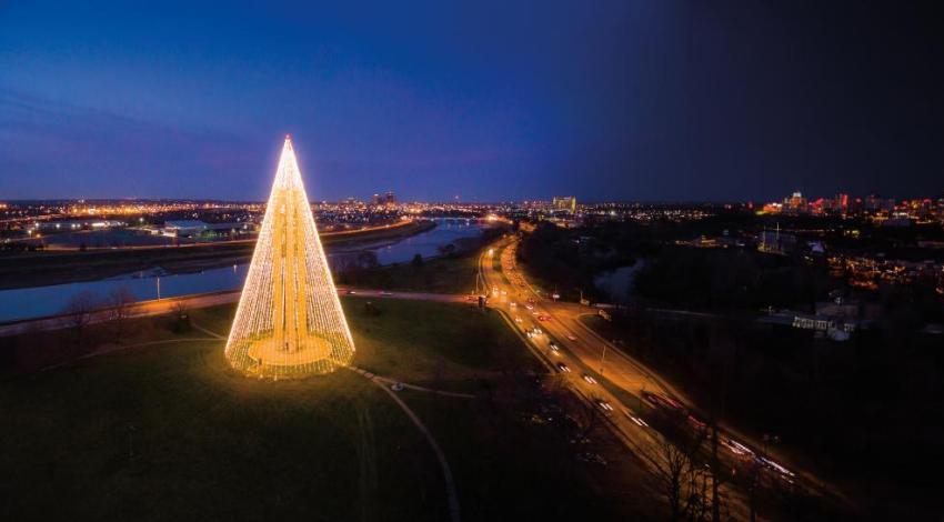 Carillon Historical Park in Dayton gets decked out for “A Carillon Christmas,” which harkens back to Yuletide seasons of yesteryear and transforms its signature bell tower into Ohio’s largest musical Christmas tree (photo by Damaine Vonada).